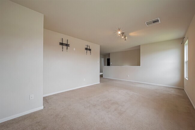 Photo - 13510 Dahlia Green Way