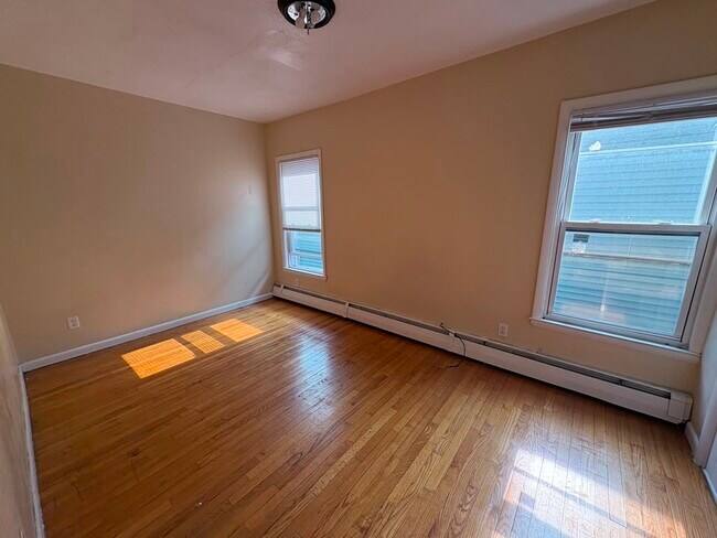 Photo - 249 Munson St Unidad 2