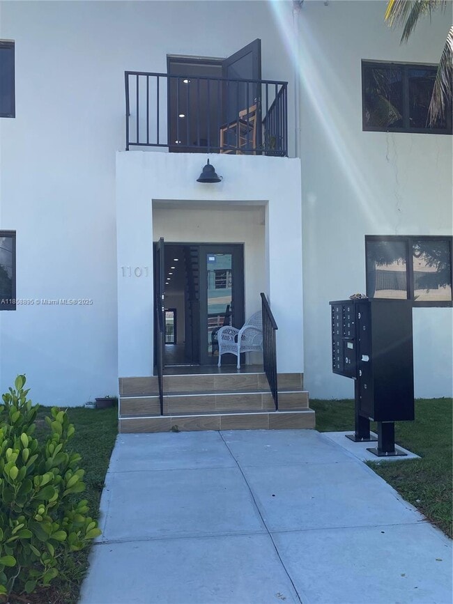 Photo - 1101 SW 12th Ct Unit 9