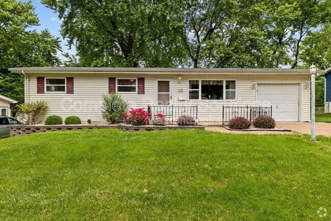 Building Photo - 1115 Hadwin Dr Rental