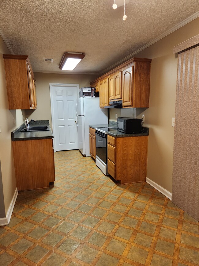Photo - 109 Gray Dr