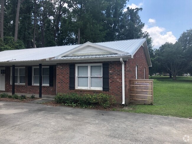 Building Photo - 363 Lullwater Dr Rental