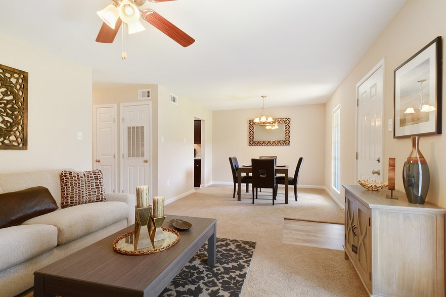 2 bed 2 bath downstairs