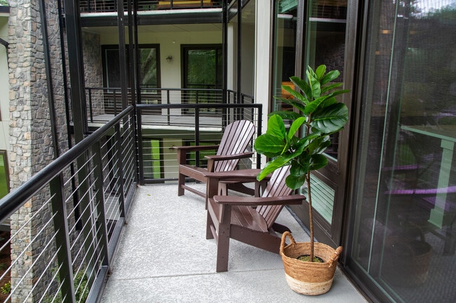 Photo - Walton on the Chattahoochee