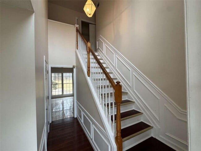 Photo - 875 Eagle Creek Dr NW