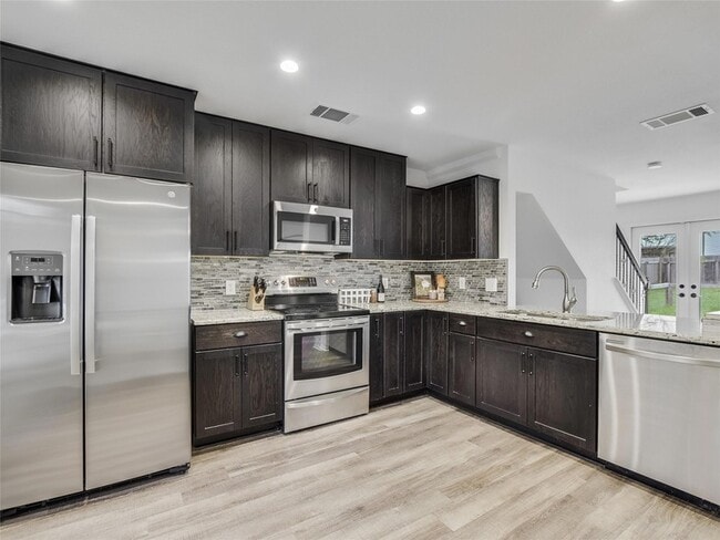 Photo - 10416 Garbacz Dr