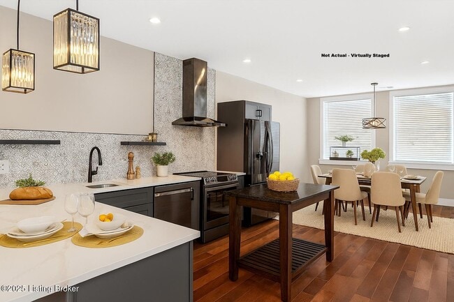 Photo - 1529 W Market St Unit 2