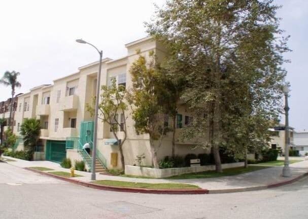 1505 Amherst Avenue,