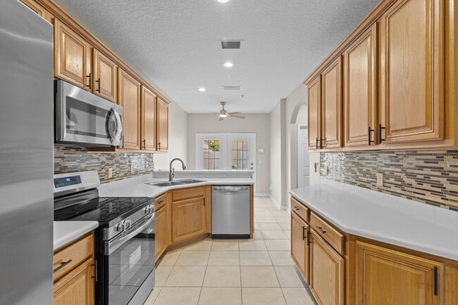 Available Now – Refreshed 3BR/2.5BA Lake Nona Townhome in Northlake Park