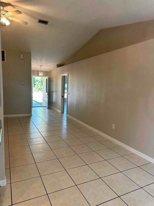 Photo - 160 Fenimore Ln Unit B