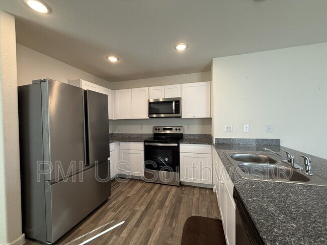 Photo - 2430 River Valley Cir