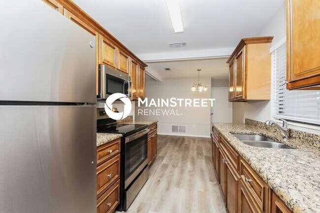 Photo - 3 Bedroom Pet-Friendly Home in ORLANDO, FL with Main Street Renewal