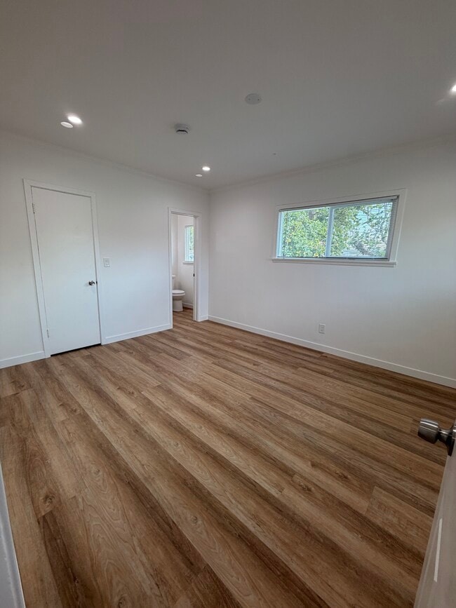 11233 Victory Blvd