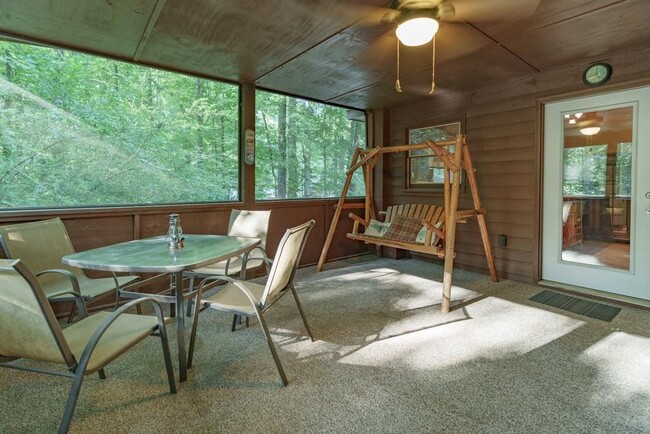 Photo - 701 Lake Forest Dr House