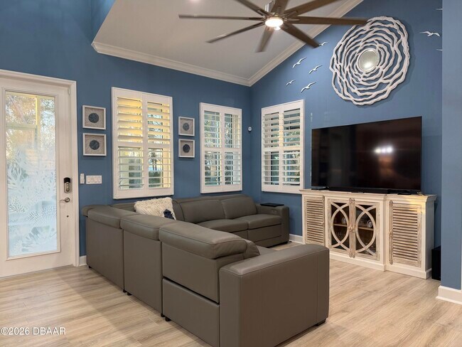 Photo - 257 Hang Loose Wy