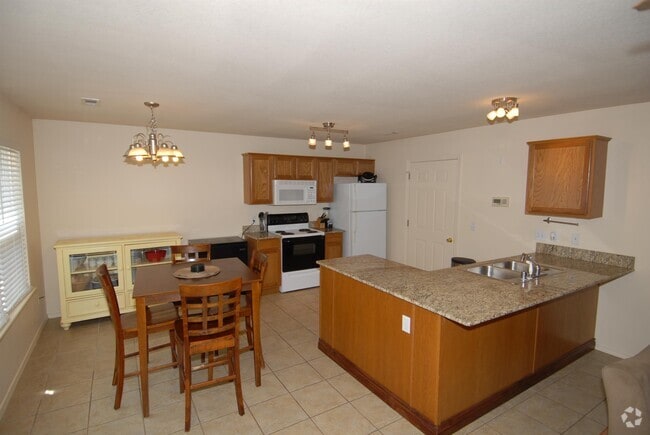 Building Photo - 2355 Skyler Dr Rental