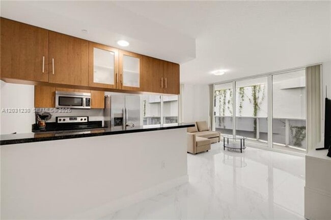 Photo - 601 NE 23rd St Unit 601 NE 23rd St # 706