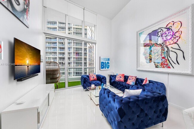 Building Photo - 475 Brickell Ave Unit 2811