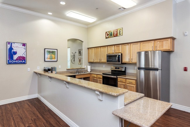 Clubhouse Gourmet Kitchen
