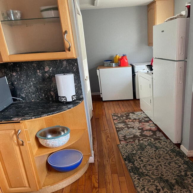 Photo - 3379 Crooks Rd