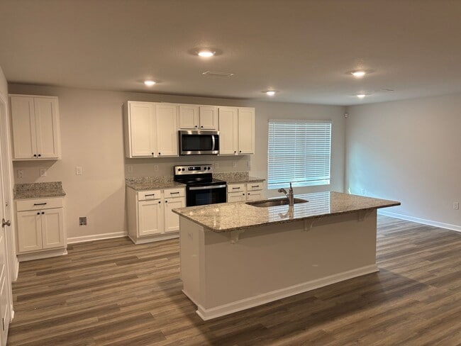 Photo - Spacious 5-Bedroom Home in Beulah!