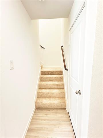 Photo - 906 Grebe Dr