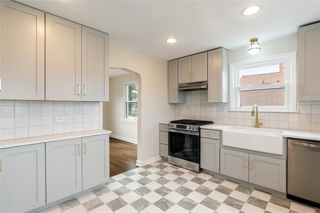 Photo - 2103 Oriole Dr