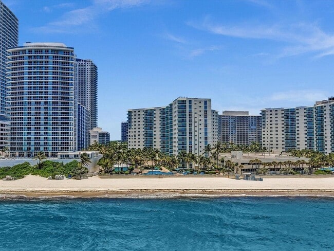 3901 S Ocean Dr Unit 3J