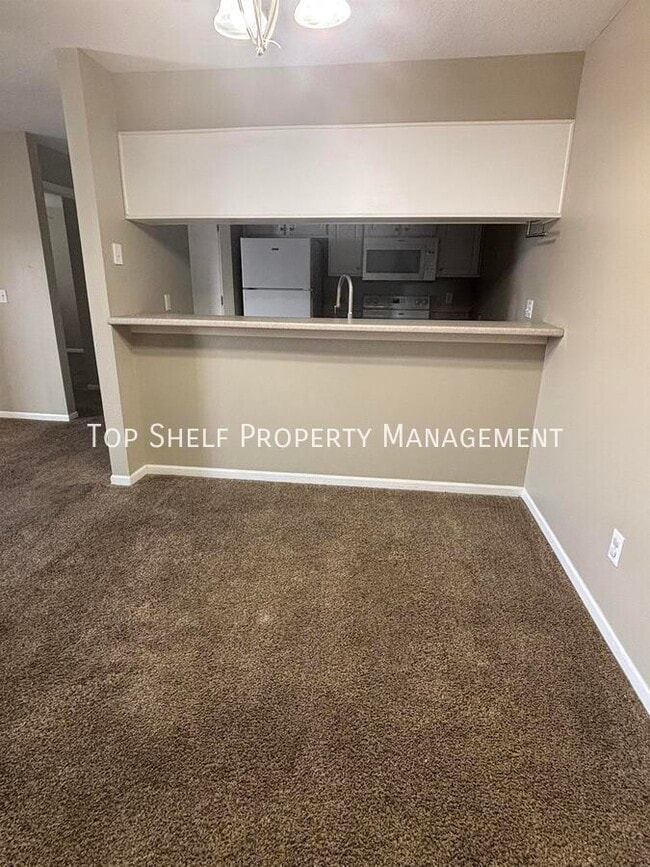 Photo - 101 NW 8th St Unit 205