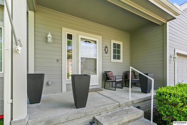 Photo - 1104 Valleyview Dr