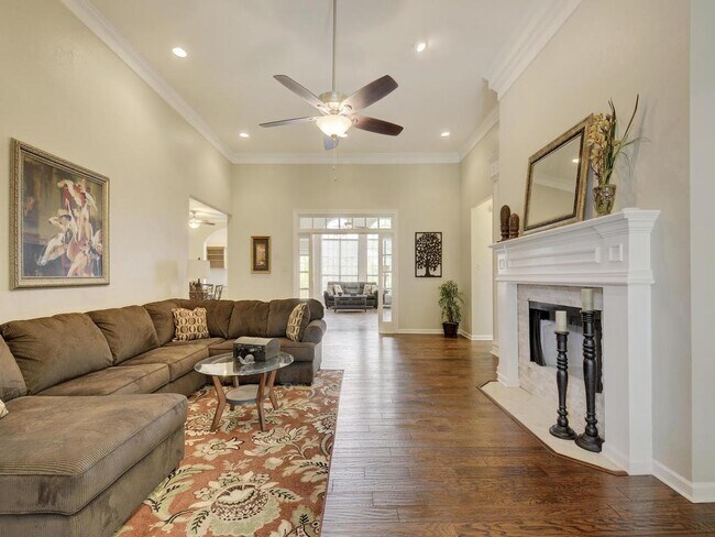 Photo - 7500 Canna Cove