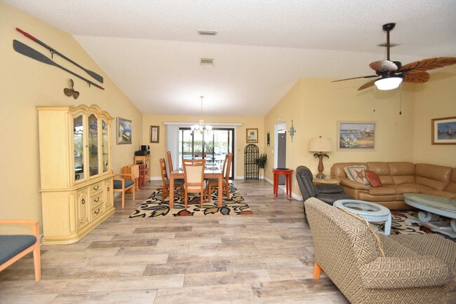 Photo - 3 Cherokee Ct W Unidad ID1261596P