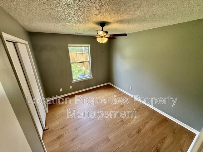 Photo - 1404 E 21st Terrace
