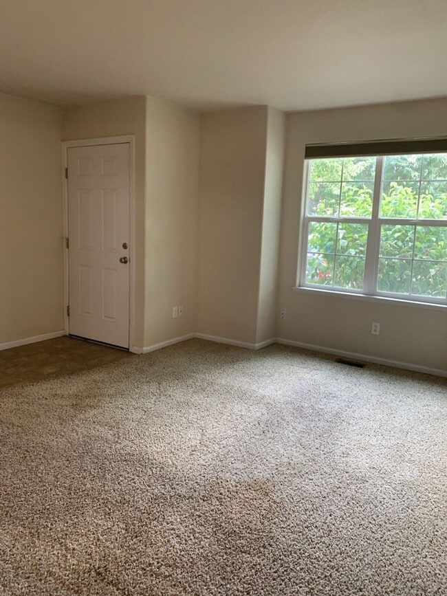 Photo - 844 Apex Dr Unit C