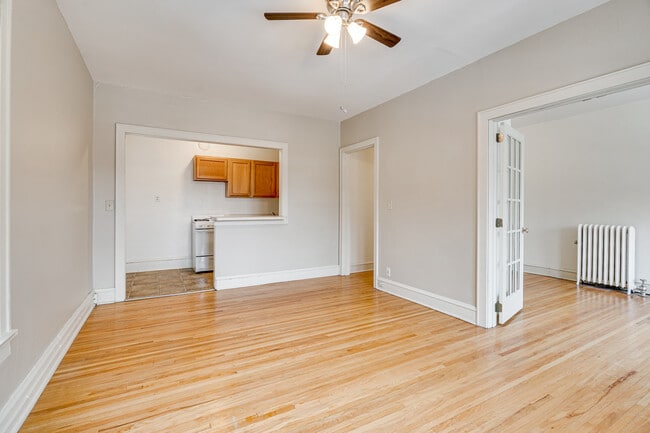 Garfield Court