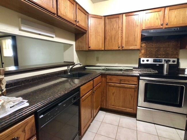Photo - 2537/2539 Lex-Ontario Road - 2539 Unit 2539