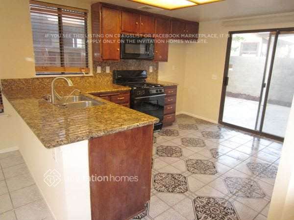 Photo - 1471 Keepsake Ln