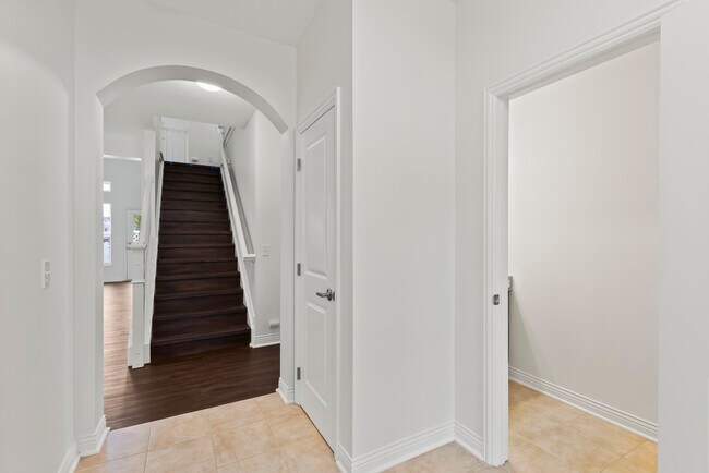 Photo - 1067 Eberton Ave