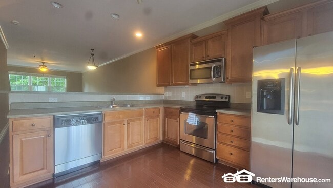 Photo - 3863 S Thompson St