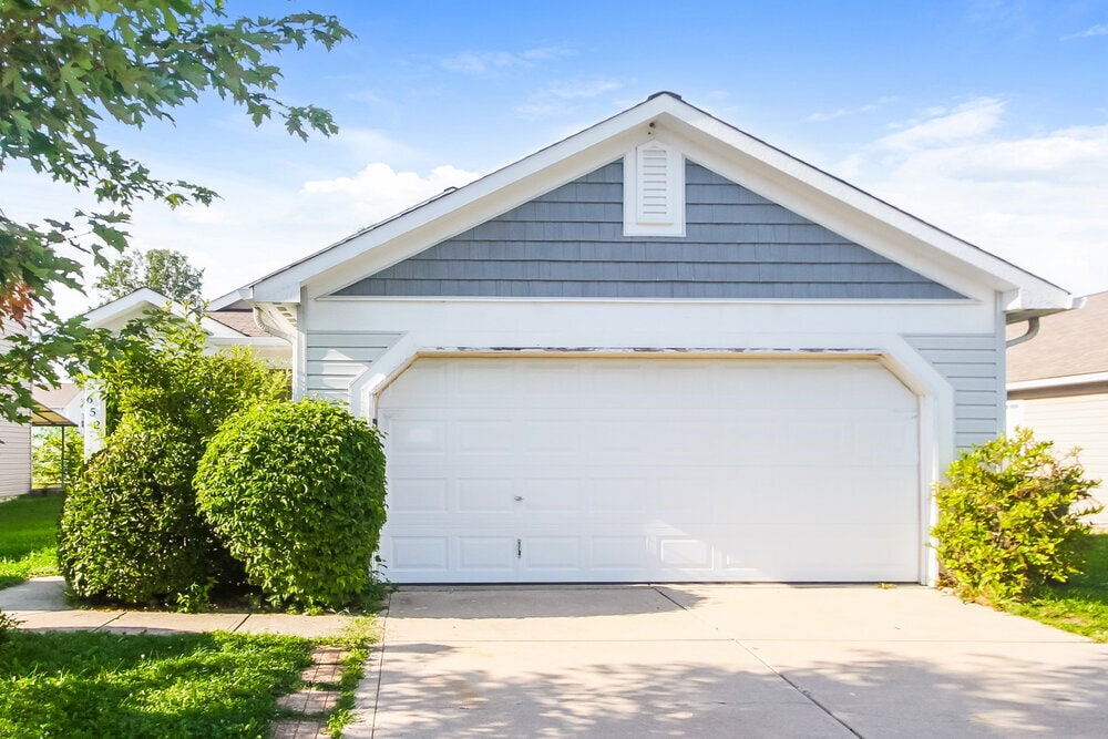 Photo - 652 Cloverfield Ln
