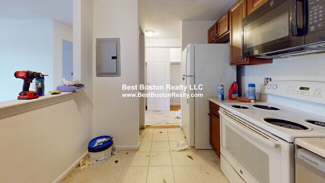 Photo - 435 Shirley St Unit 24