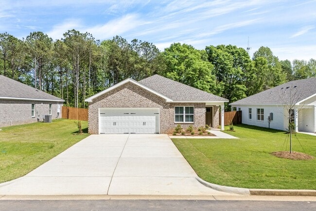 Building Photo - 1/2 off 1st months rent if you sign a lease by 6/1/26!