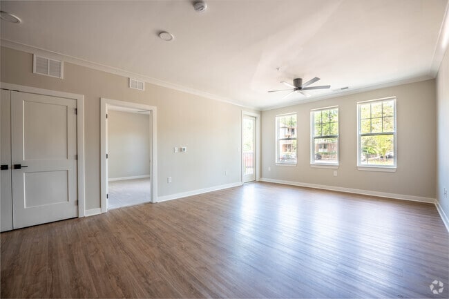2BR, 2BA - 1,197SF - Living Room