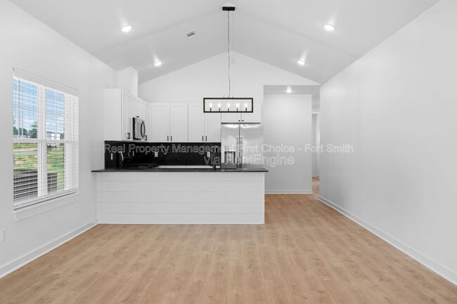 Photo - 8701 Cantera Dr