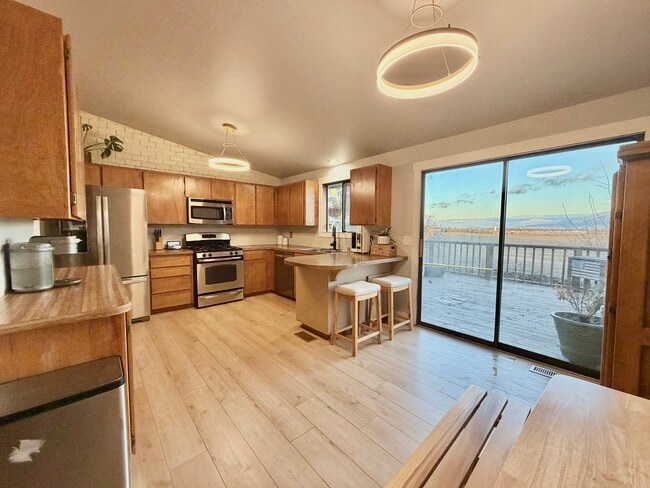 Photo - 2028 N Havichur Loop