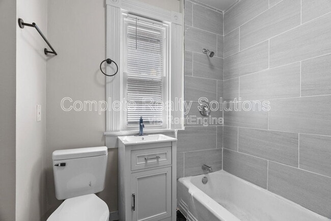 Photo - 4038 California Ave