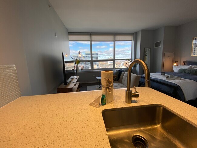 Photo - 207 S Desplaines St Unit 1121