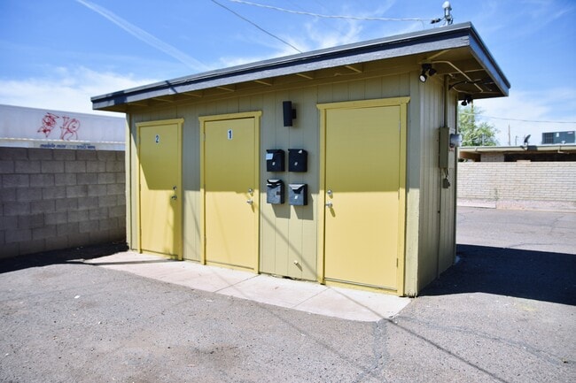 Photo - 6605 W Pasadena Ave Unit 1