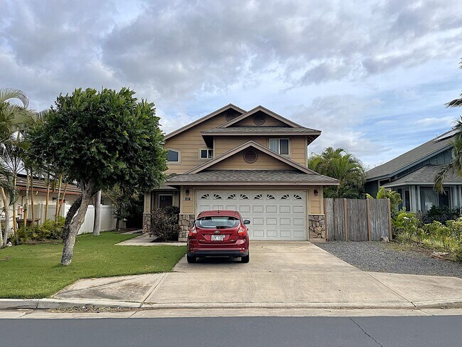 Photo - Maui Lani - Furnished 4-bedroom, 3-bathroom home with a 2 car garage