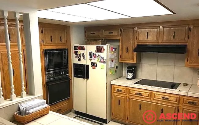 Photo - 3 Bed / 1.5 Bath with Full Appliances, In-Unit Laundry & Community Pool — Garage Included